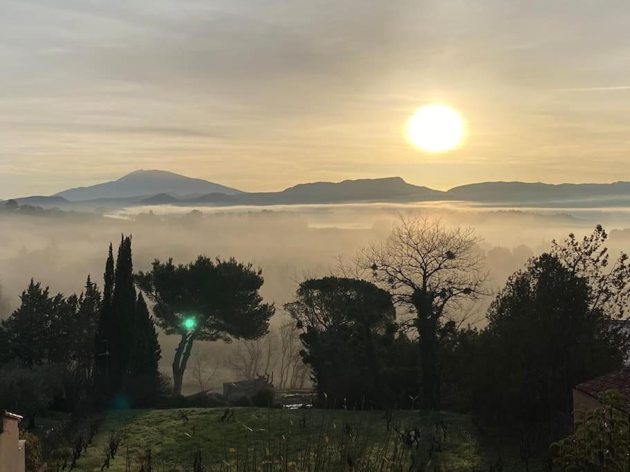 La Vue Sur Le Mont Ventoux, Appartement & Parking Cairanne Exteriör bild